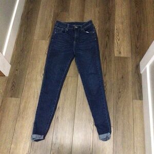 Skinny jeans